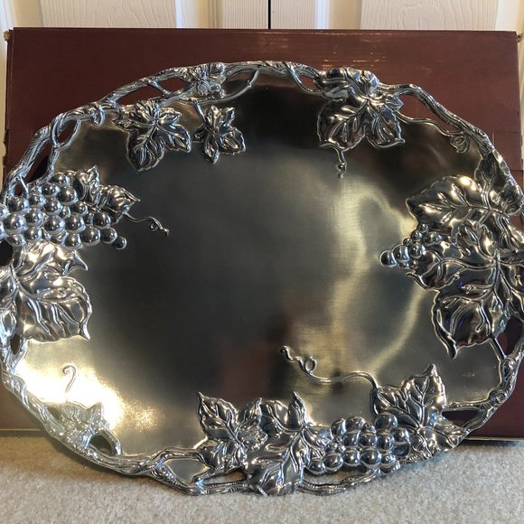 Arthur Court Other - New Arthur Court Grape Pattern Large Oval Platter